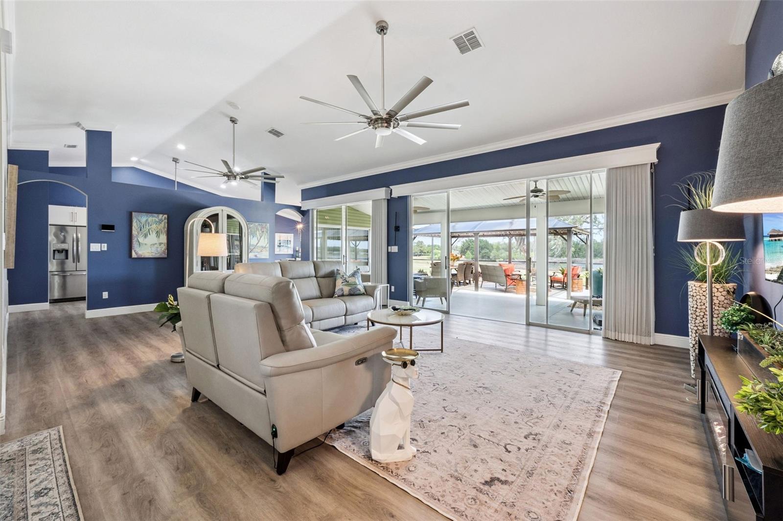 4750 SAWGRASS LAKE CIR, LEESBURG, FL, 34748