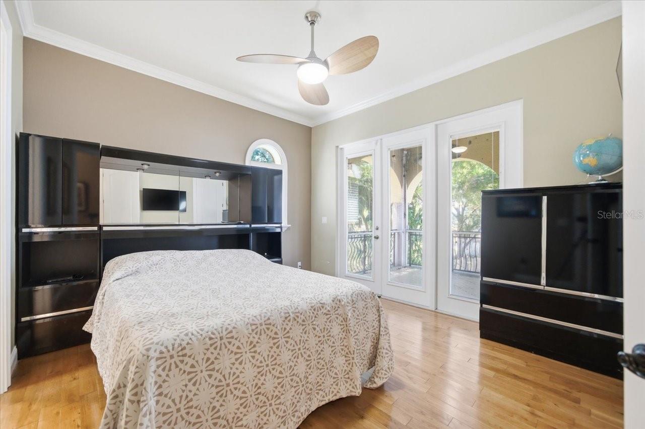 UNPLATTED, TAMPA, FL, 33612