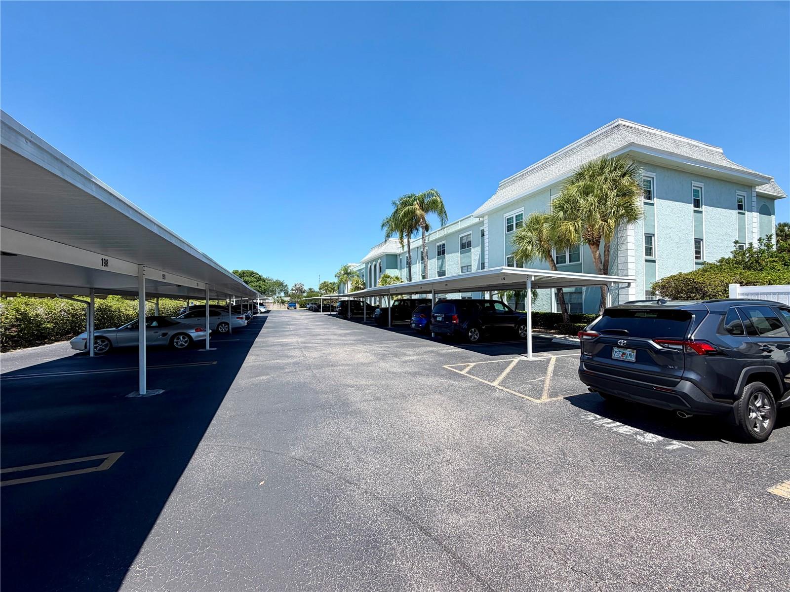 1706 BELLEAIR FOREST DR #244, BELLEAIR, FL, 33756