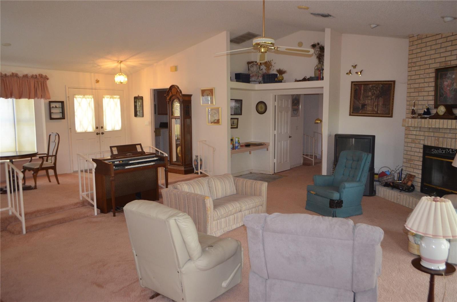 9429 COBBLER CT, WEEKI WACHEE, FL, 34613