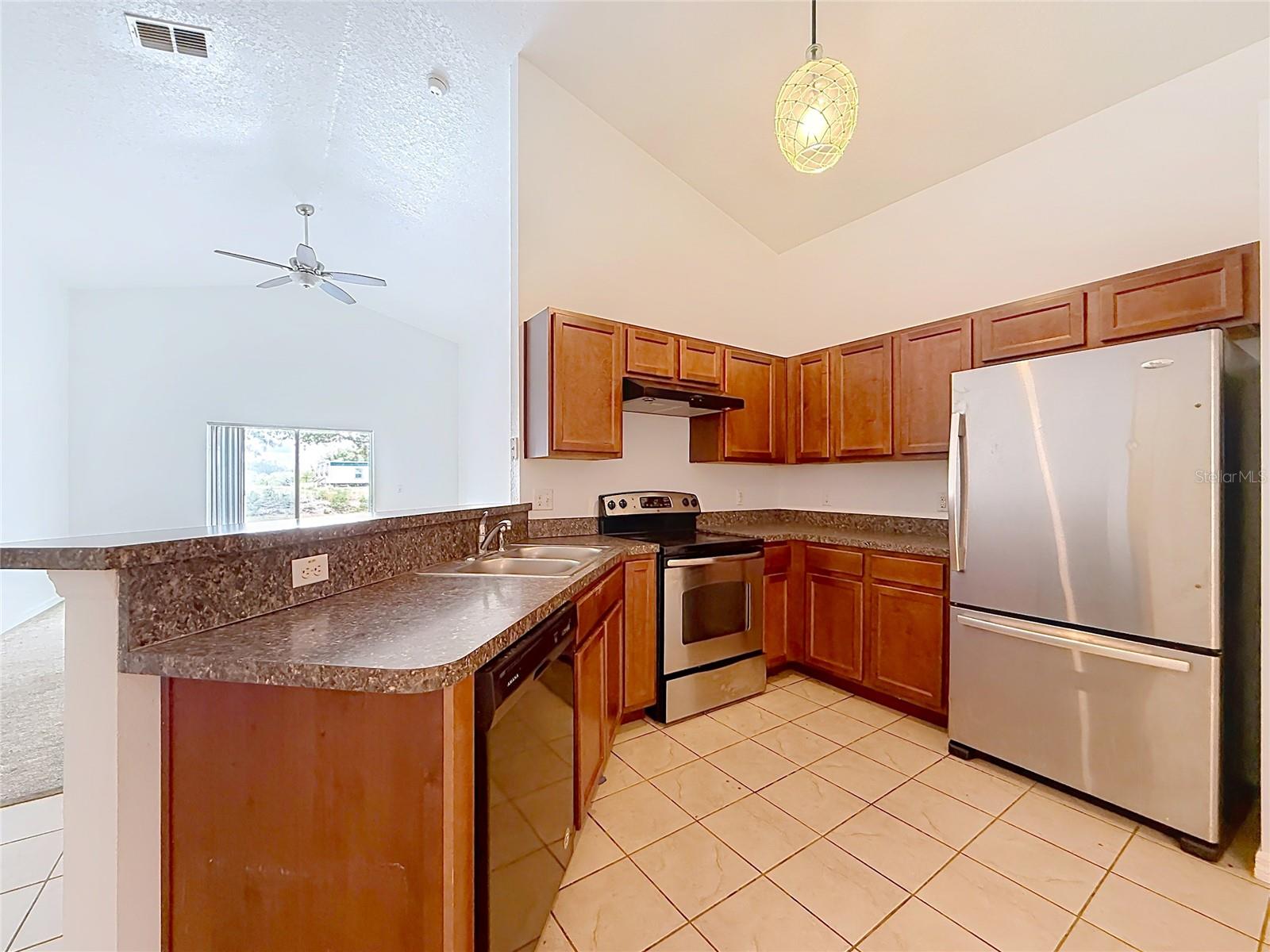 127 STEWART LAKE LOOP, GROVELAND, FL, 34736