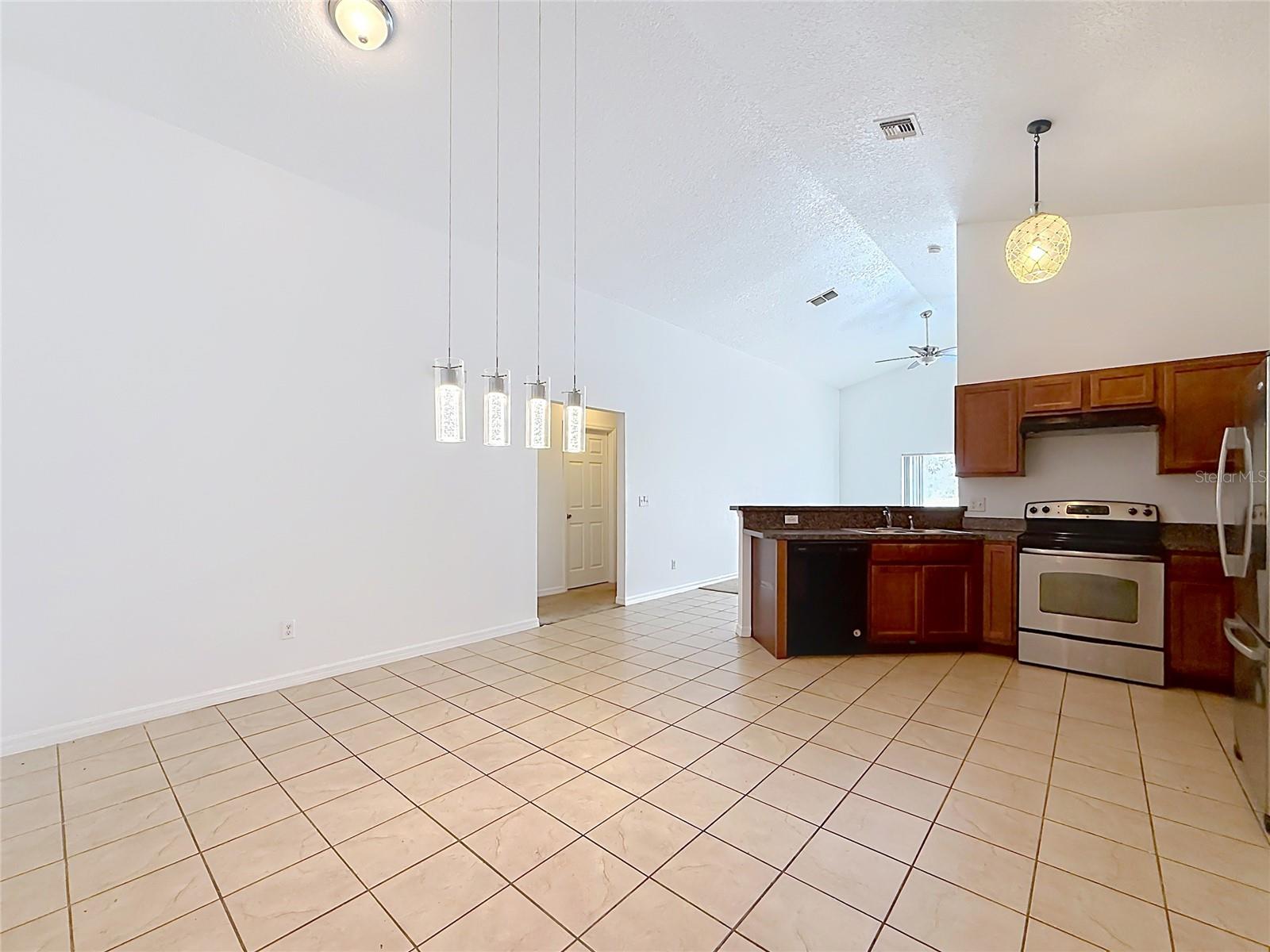 127 STEWART LAKE LOOP, GROVELAND, FL, 34736