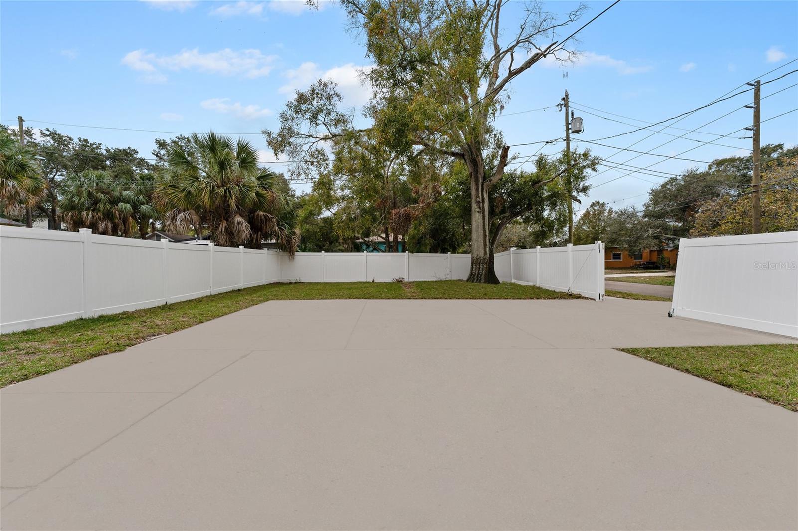 680 25TH AVE S, ST PETERSBURG, FL, 33705