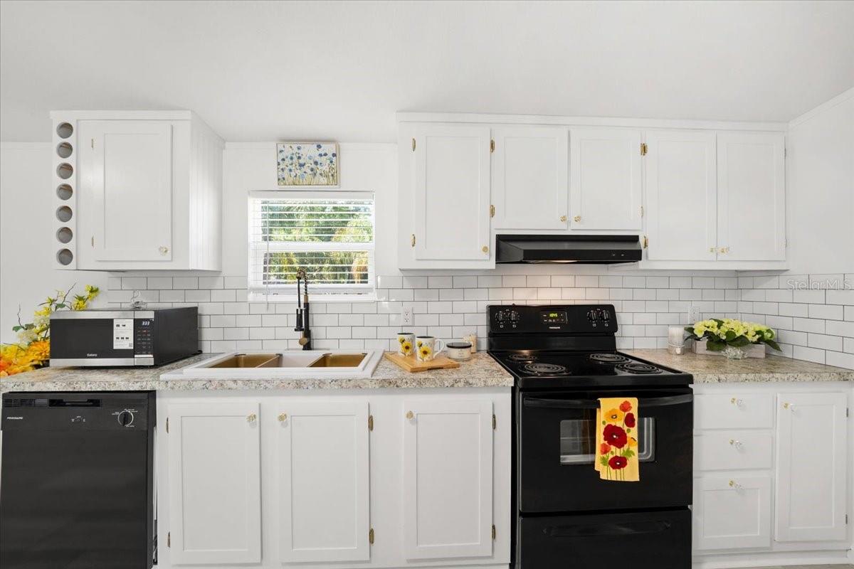 1137 YAUPON ST, DAYTONA BEACH, FL, 32117