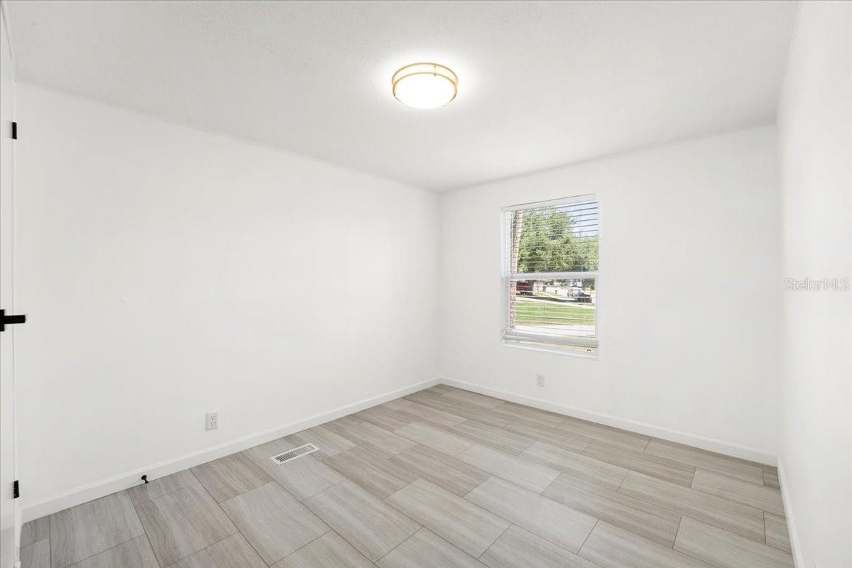 1137 YAUPON ST, DAYTONA BEACH, FL, 32117