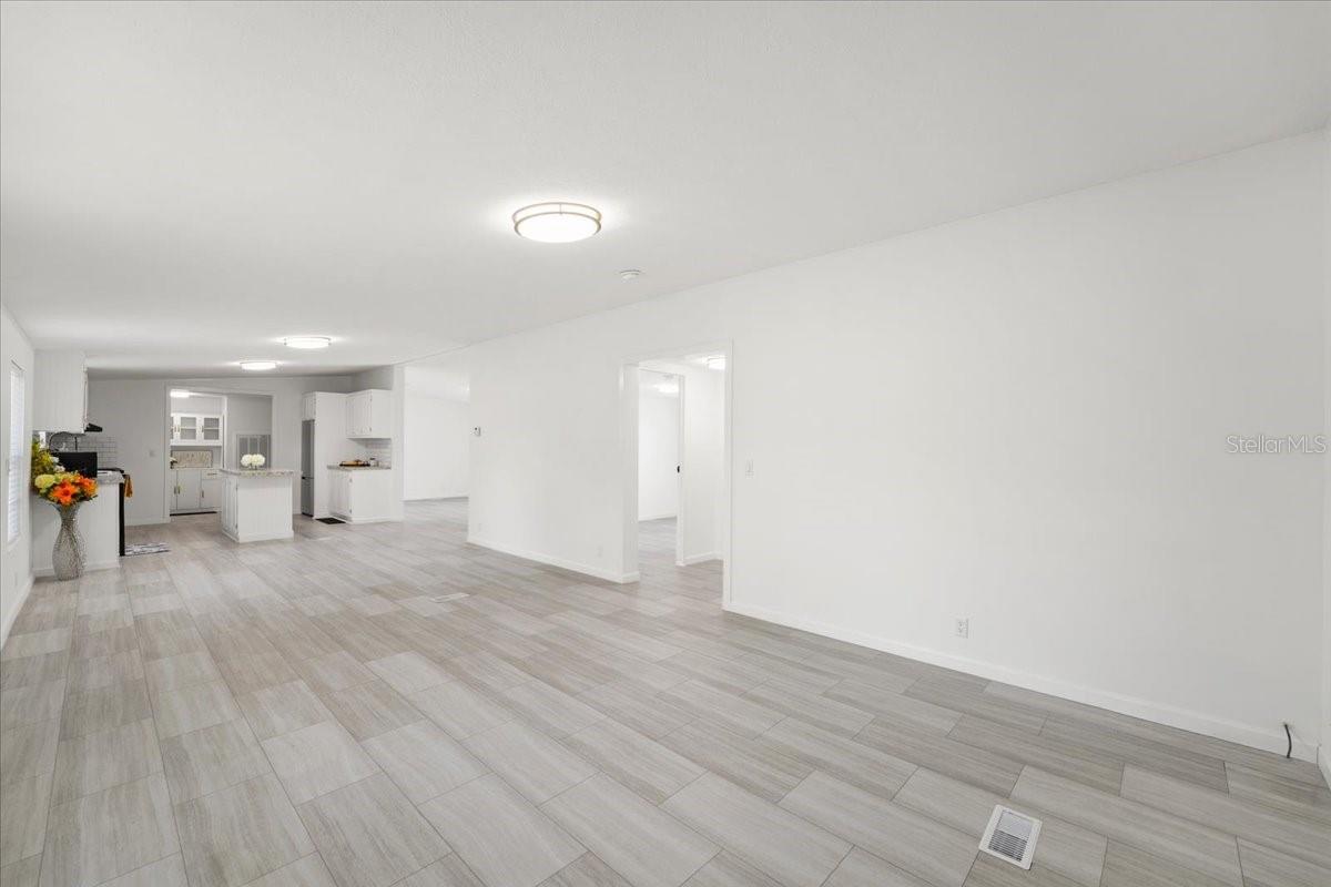 1137 YAUPON ST, DAYTONA BEACH, FL, 32117