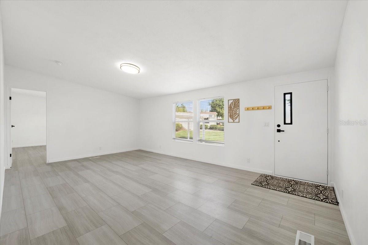 1137 YAUPON ST, DAYTONA BEACH, FL, 32117