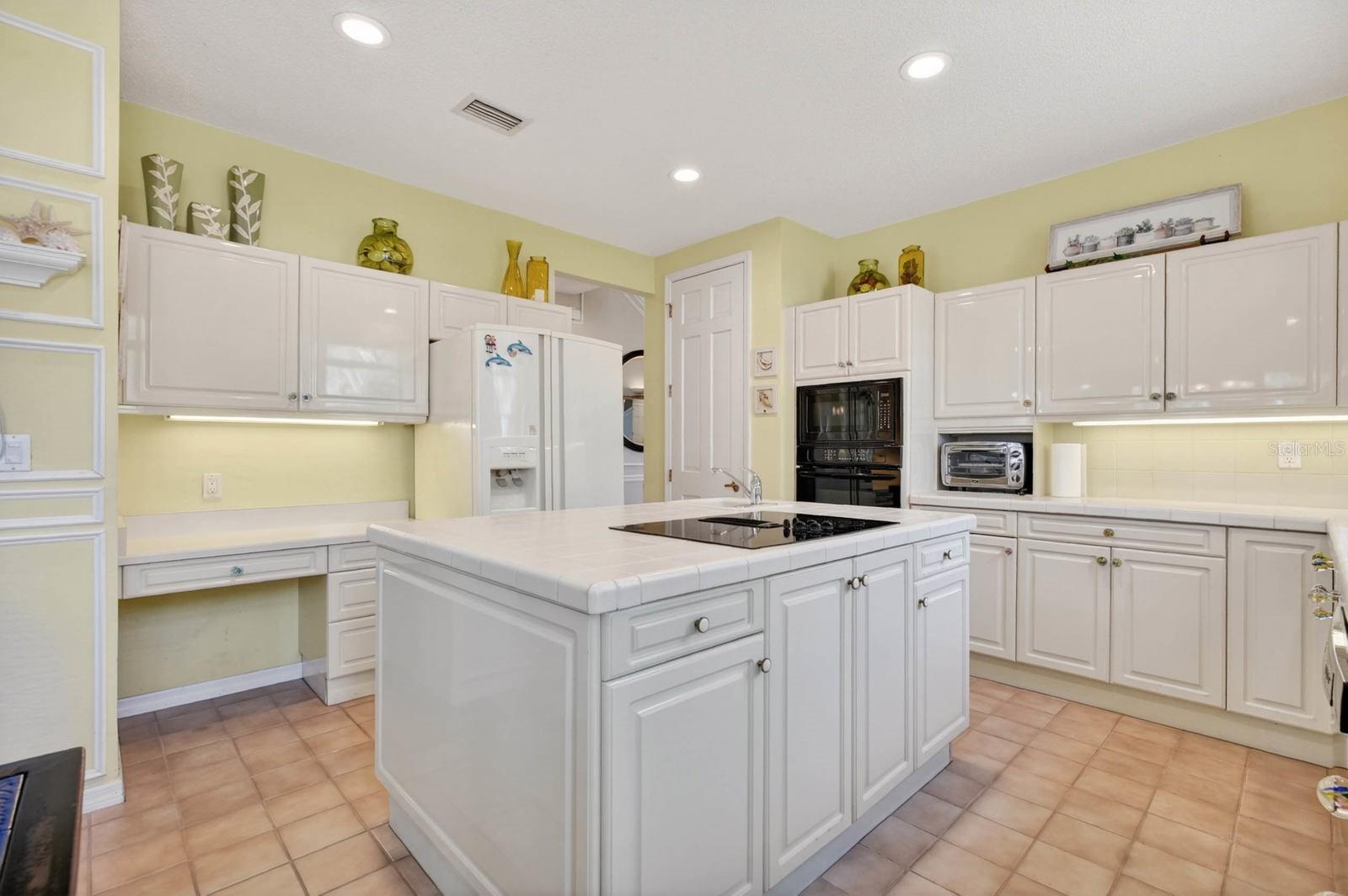 10 MONTERREY DR, PALM COAST, FL, 32137