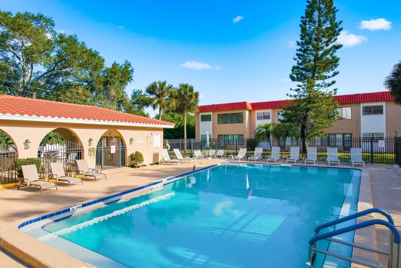 1750 BELLEAIR FOREST DR #C7, BELLEAIR, FL, 33756