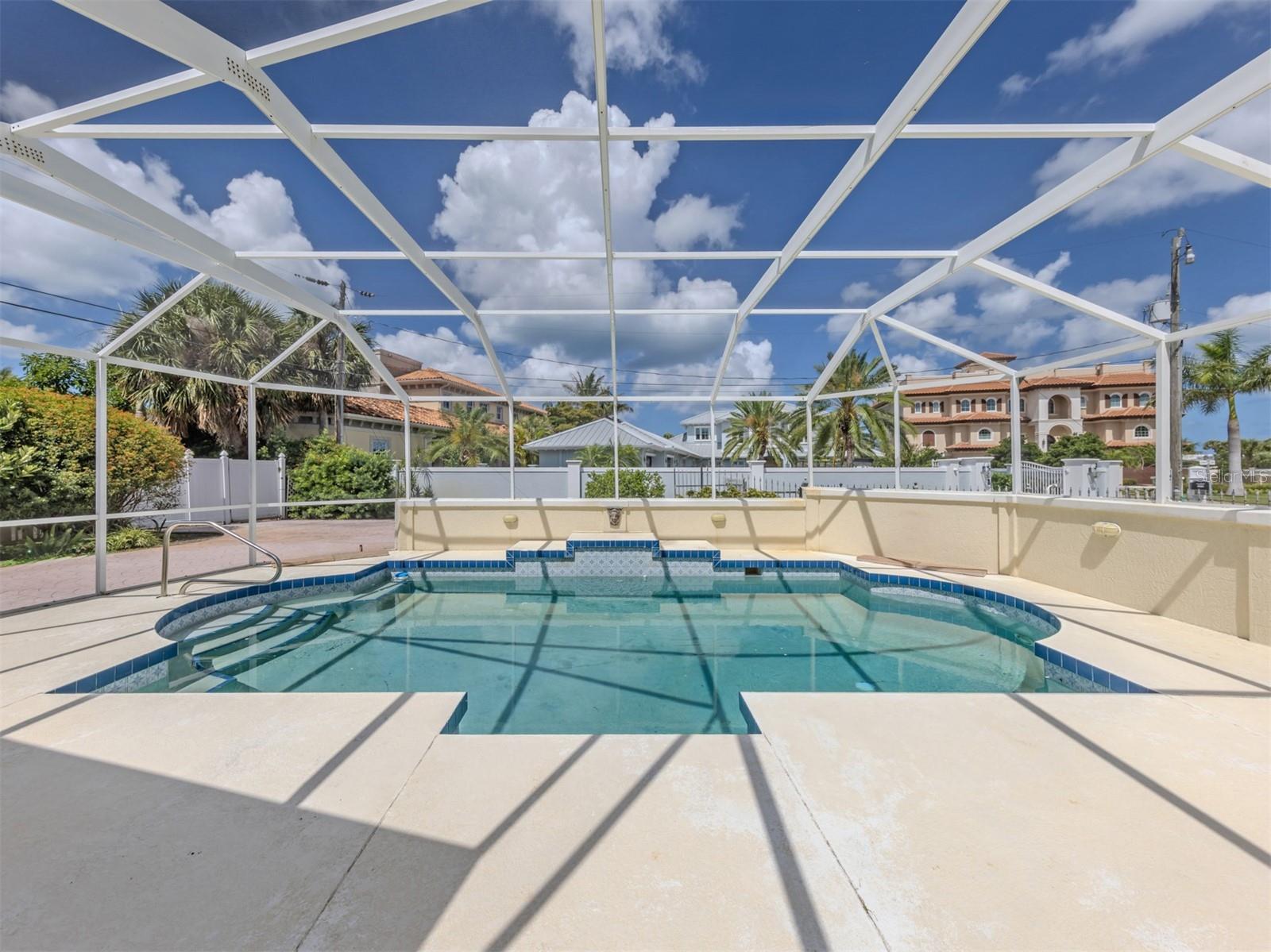 24 GULF MANOR DR, VENICE, FL, 34285