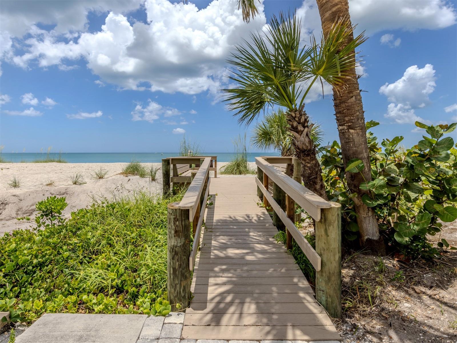 24 GULF MANOR DR, VENICE, FL, 34285