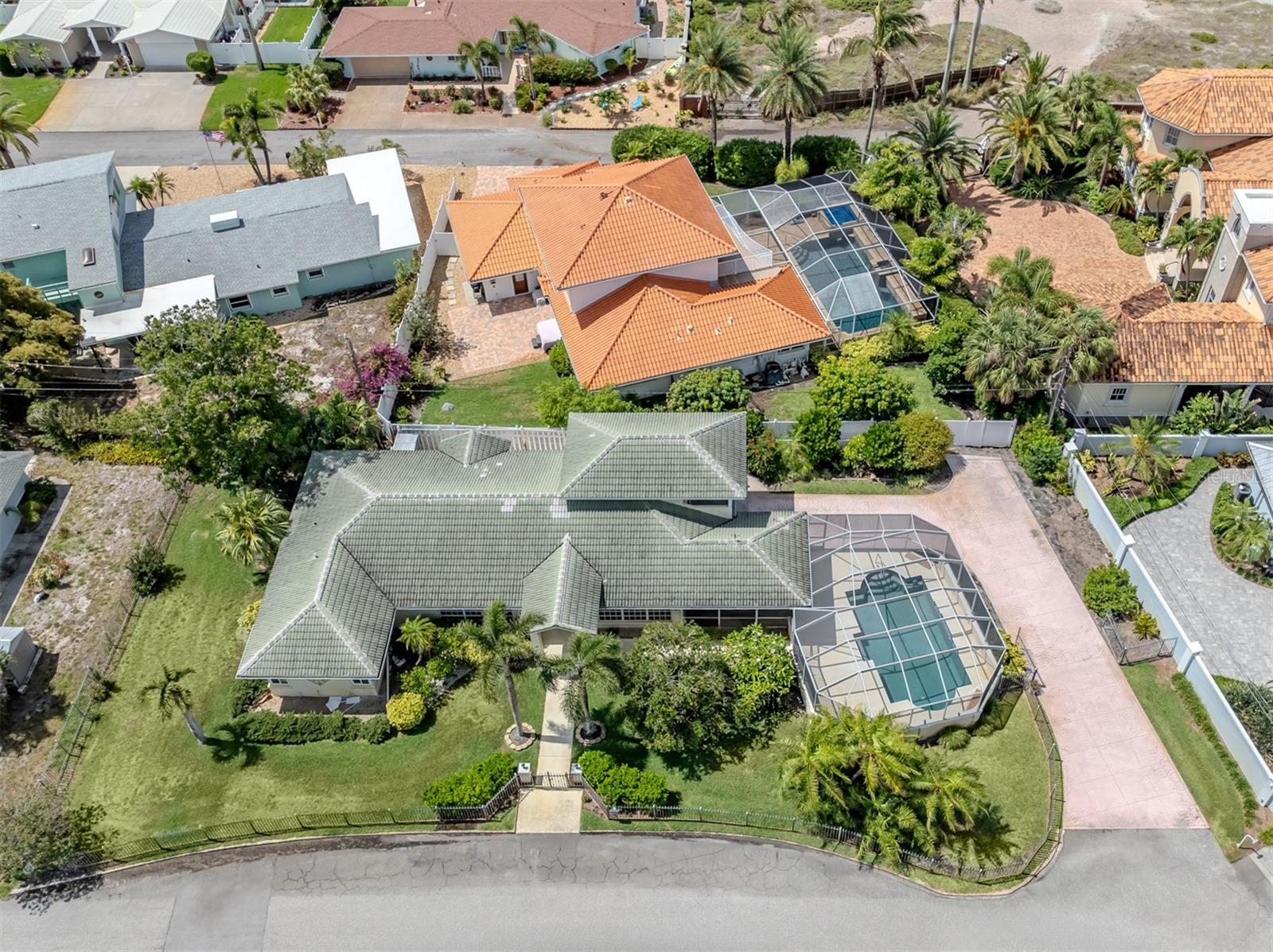 24 GULF MANOR DR, VENICE, FL, 34285