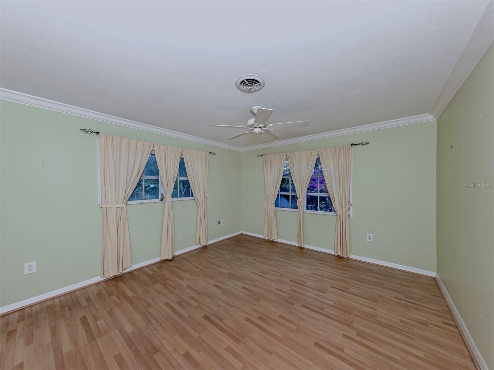 24 GULF MANOR DR, VENICE, FL, 34285