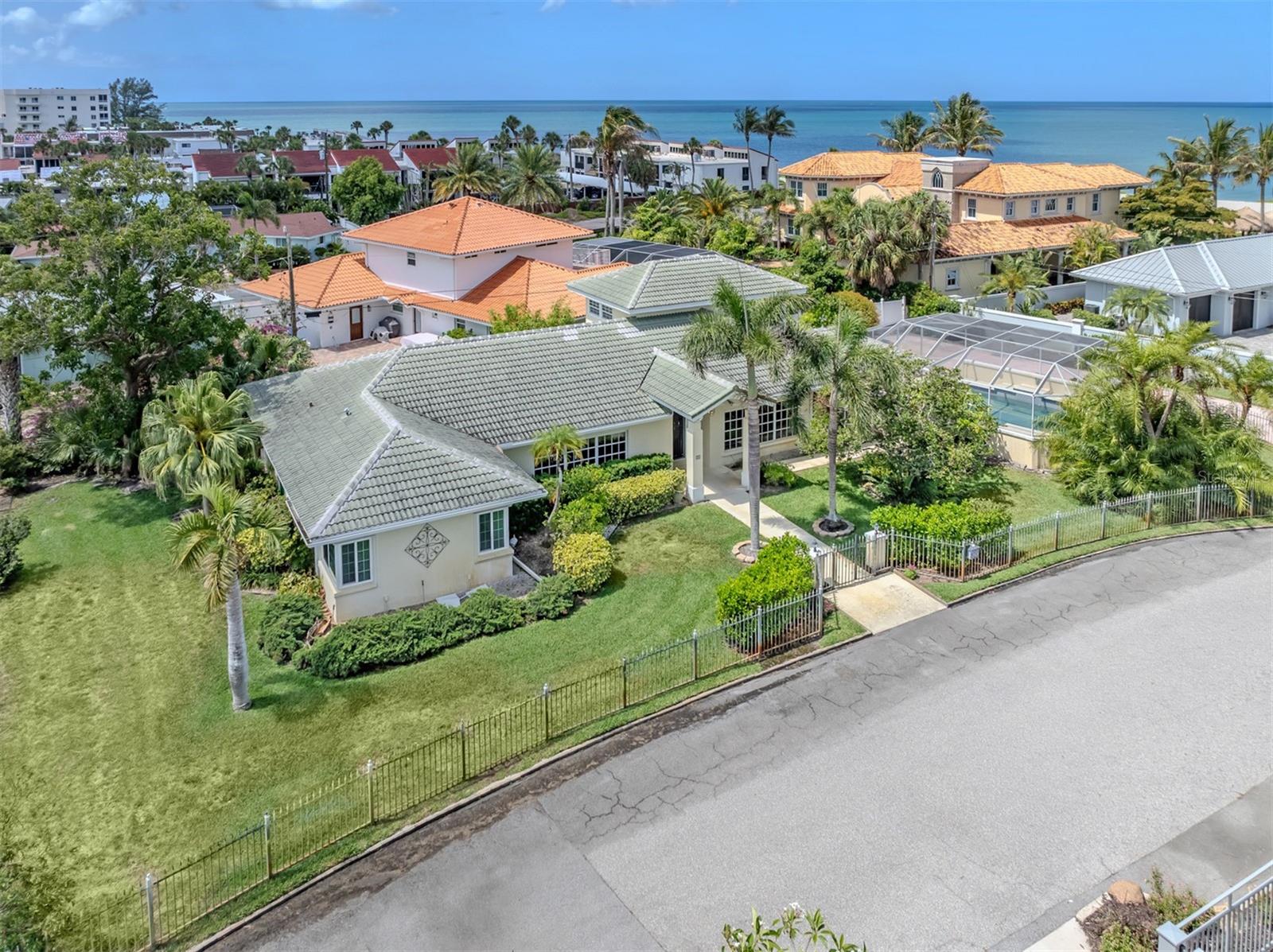 24 GULF MANOR DR, VENICE, FL, 34285