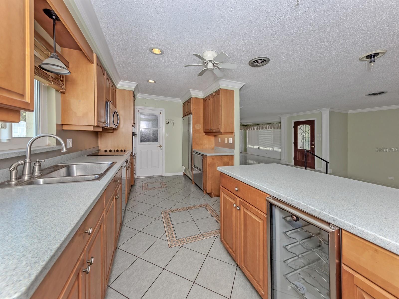 24 GULF MANOR DR, VENICE, FL, 34285