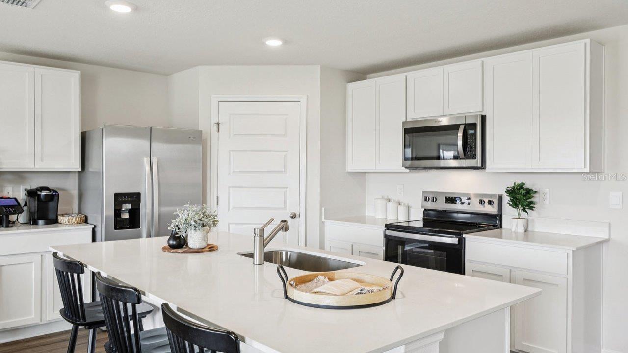 746 GREENWAY BLVD, LAKE WALES, FL, 33859