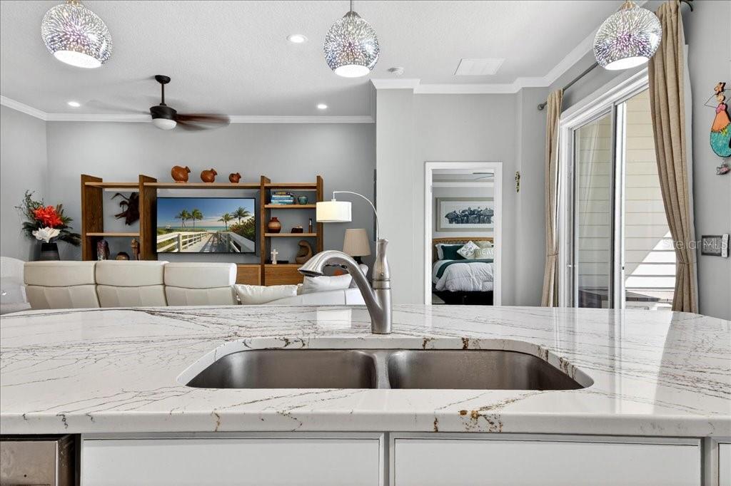 6 COUNTRY CLUB HARBOR CIR, PALM COAST, FL, 32137