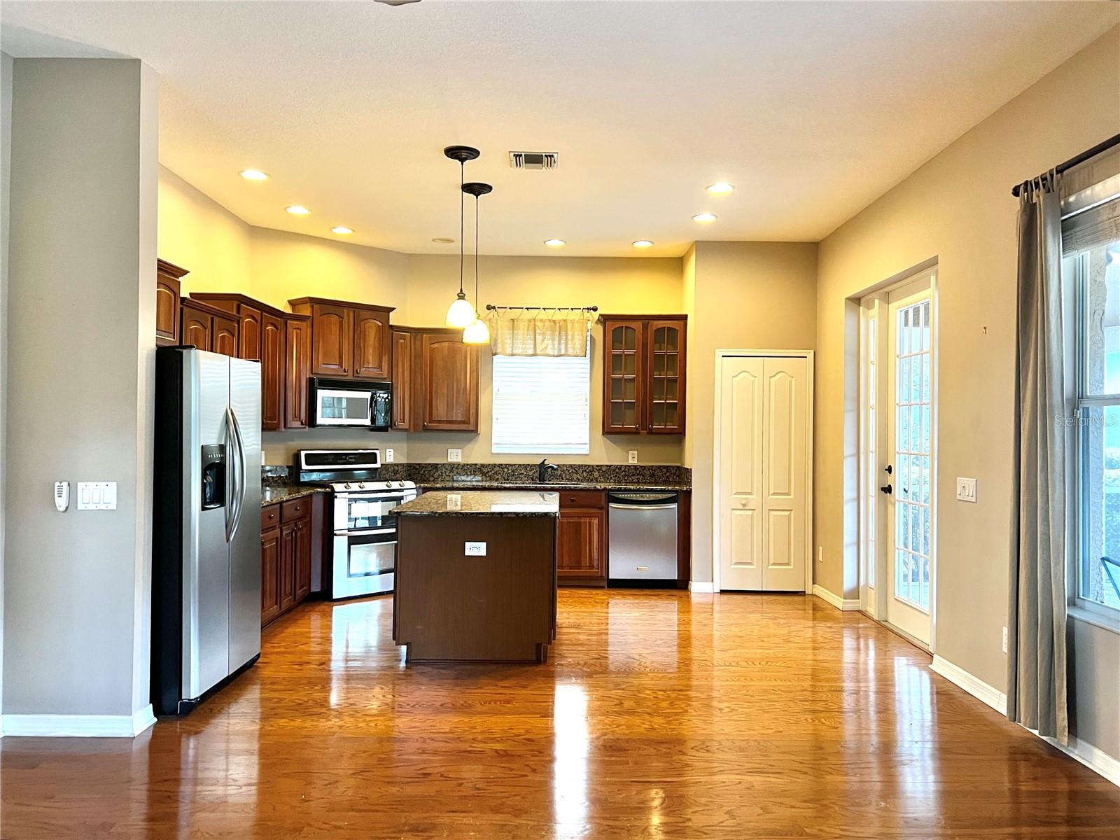 9524 GREENPOINTE DR, TAMPA, FL, 33626