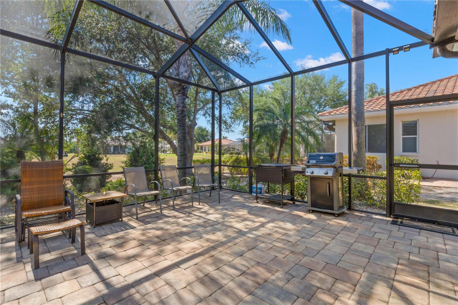 1305 CRYSTAL GREENS DR, SUN CITY CENTER, FL, 33573