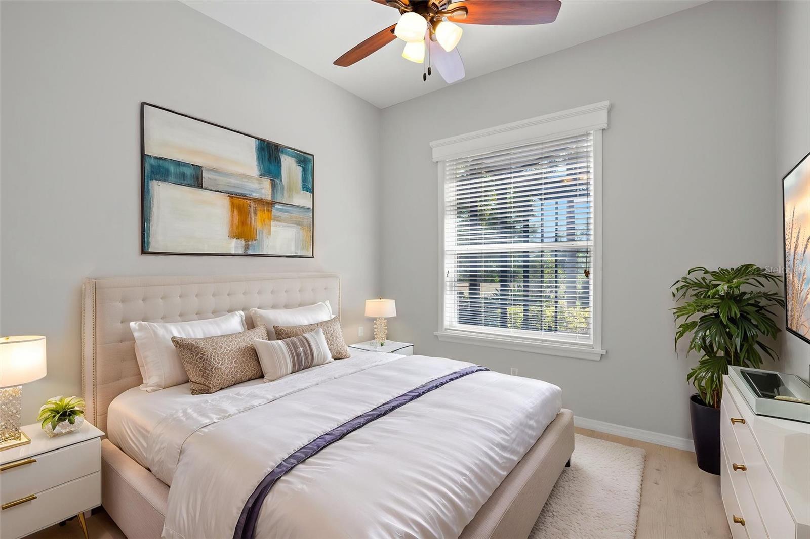 1305 CRYSTAL GREENS DR, SUN CITY CENTER, FL, 33573