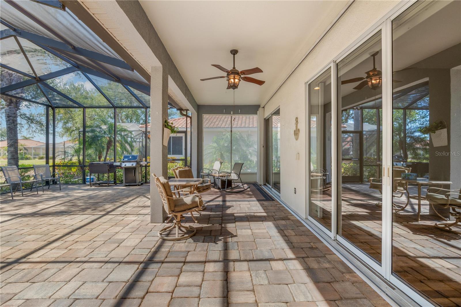1305 CRYSTAL GREENS DR, SUN CITY CENTER, FL, 33573