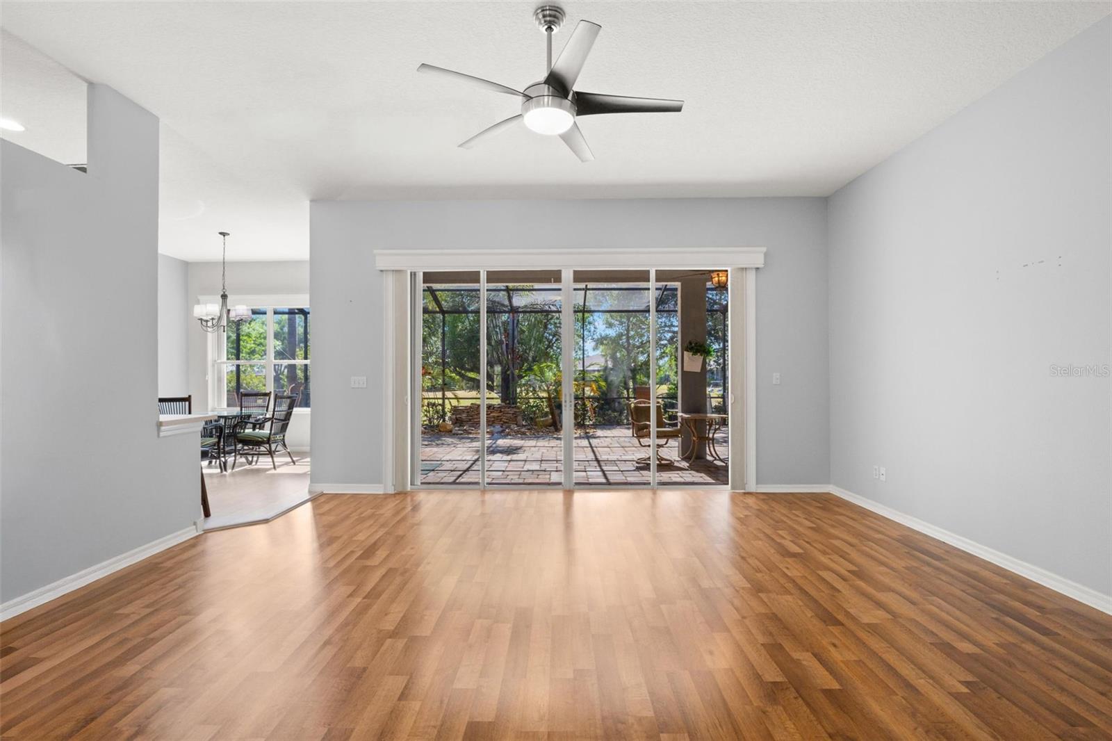 1305 CRYSTAL GREENS DR, SUN CITY CENTER, FL, 33573