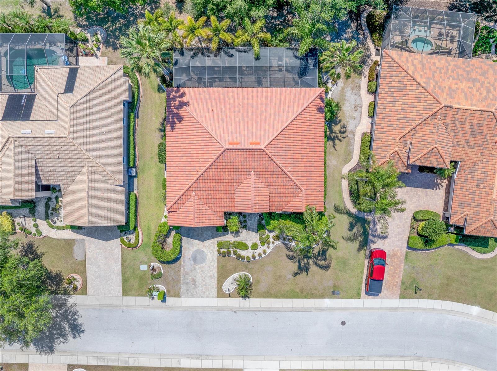 1305 CRYSTAL GREENS DR, SUN CITY CENTER, FL, 33573