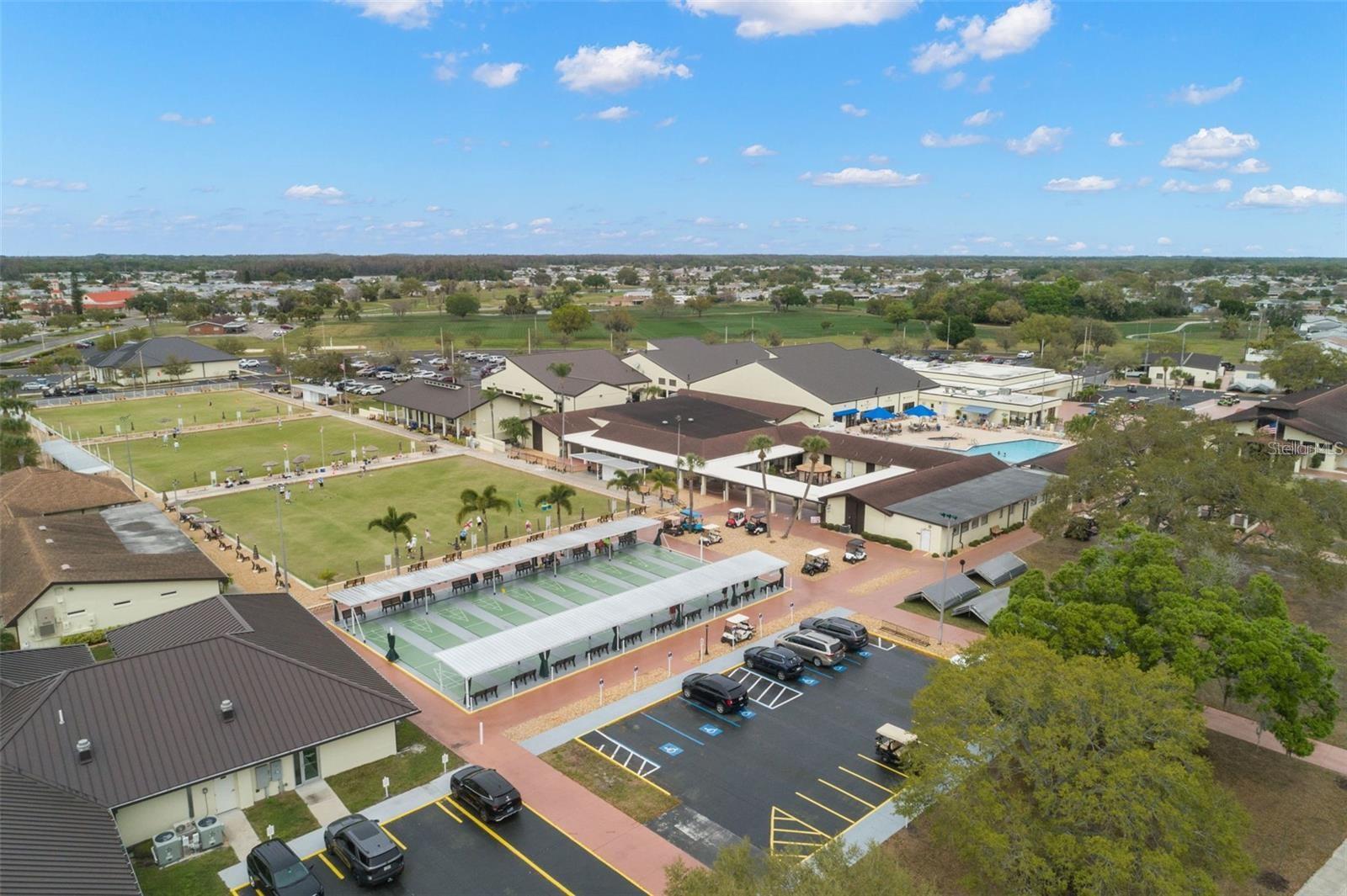 1305 CRYSTAL GREENS DR, SUN CITY CENTER, FL, 33573