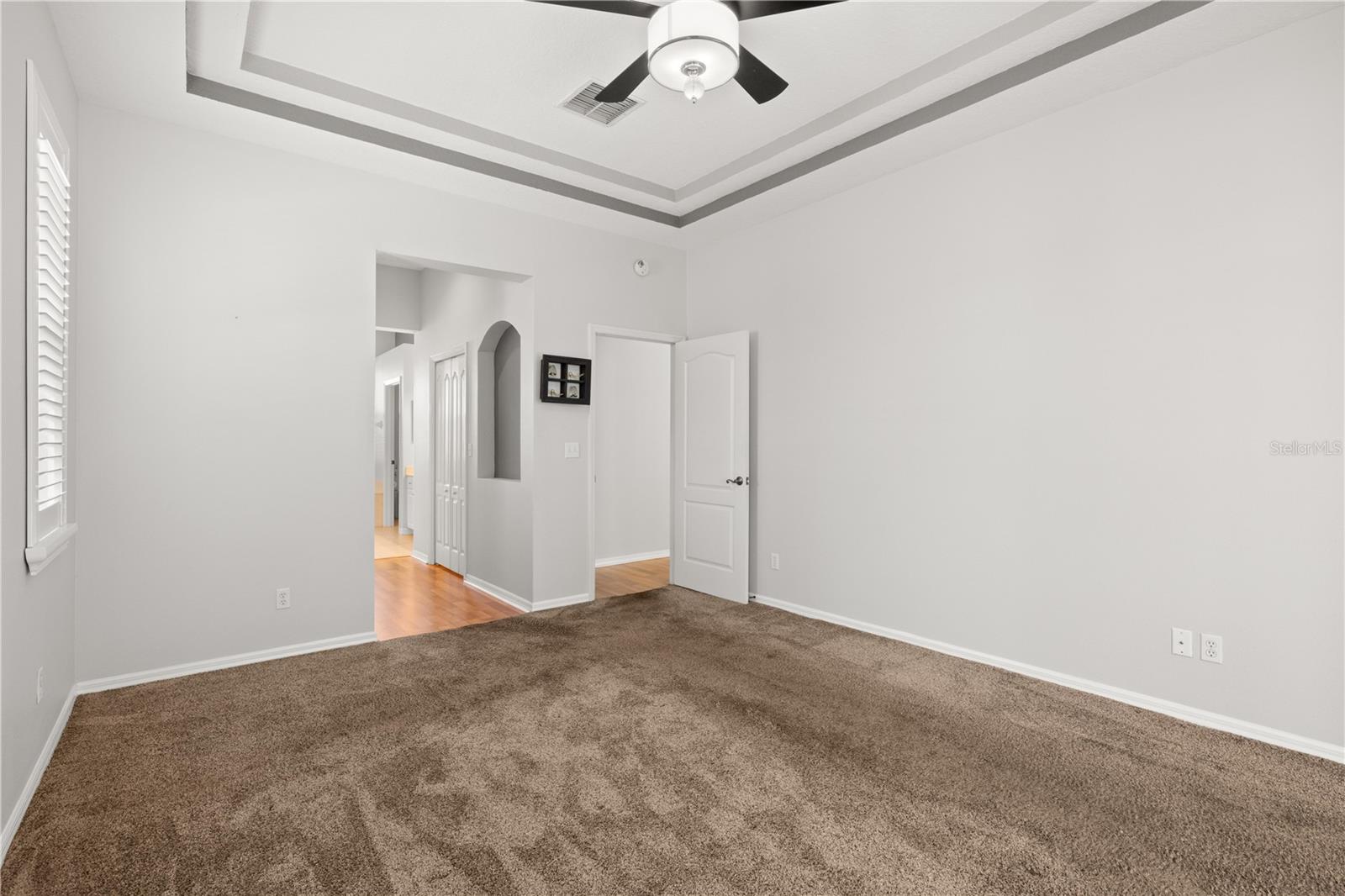 1305 CRYSTAL GREENS DR, SUN CITY CENTER, FL, 33573