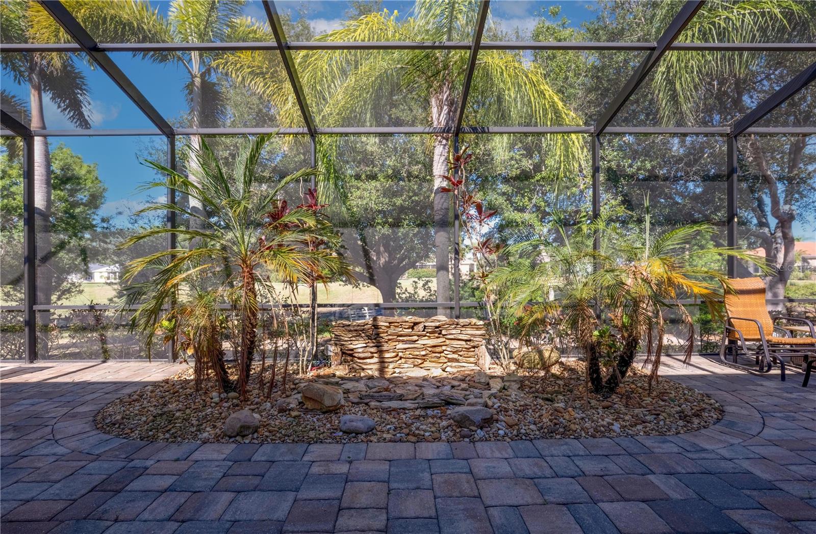 1305 CRYSTAL GREENS DR, SUN CITY CENTER, FL, 33573
