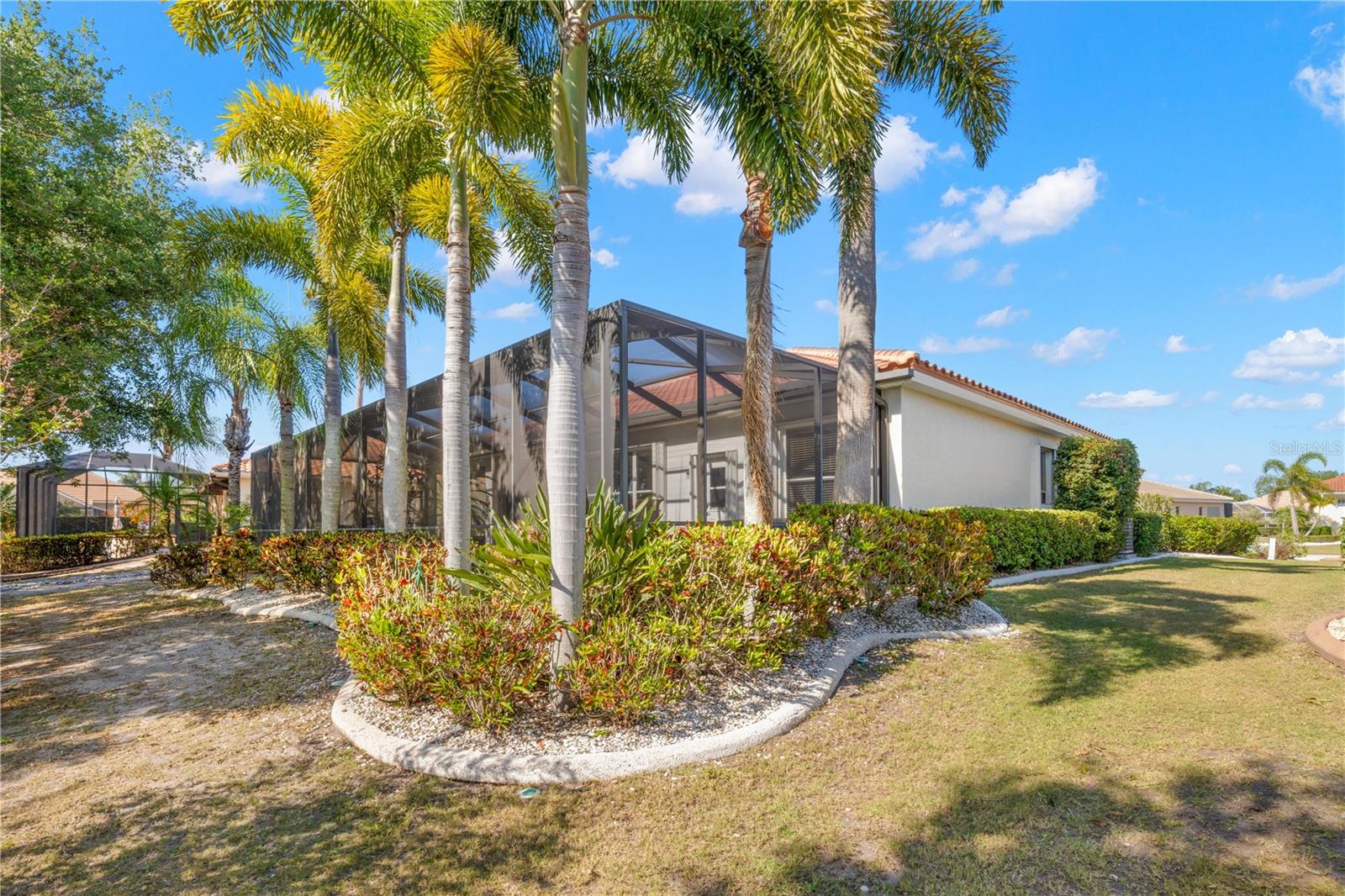 1305 CRYSTAL GREENS DR, SUN CITY CENTER, FL, 33573