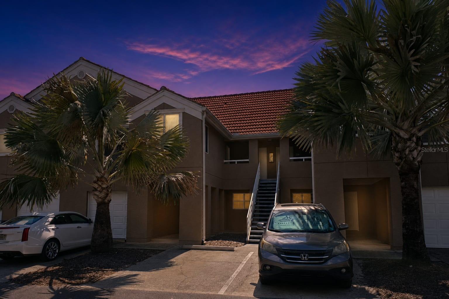 15215 AMBERLY DR #907, TAMPA, FL, 33647