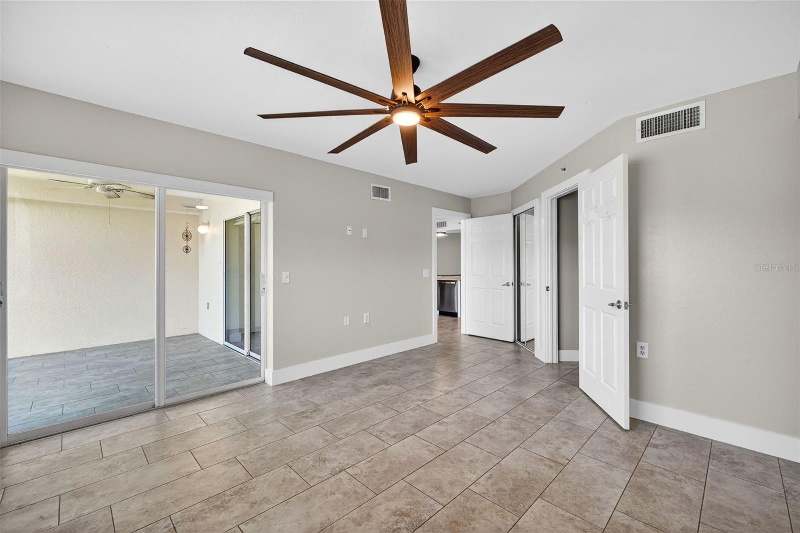 4910 COUGAR CT N #103, NAPLES, FL, 34109