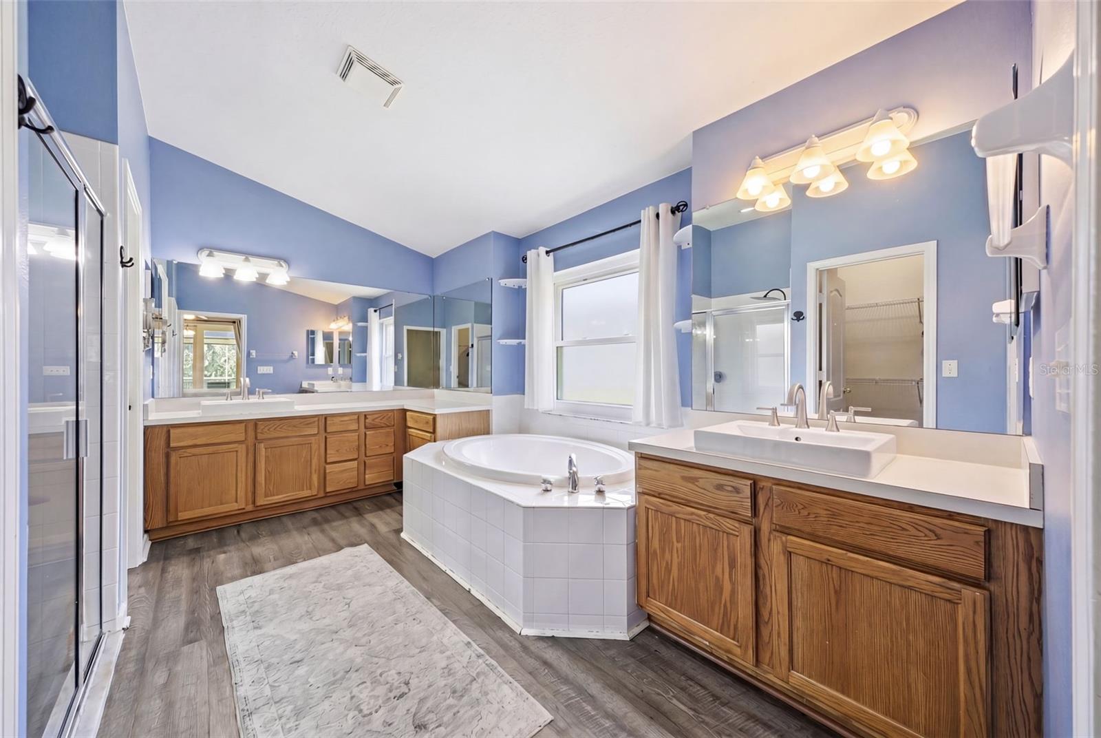 25540 RISEN STAR DR, WESLEY CHAPEL, FL, 33544