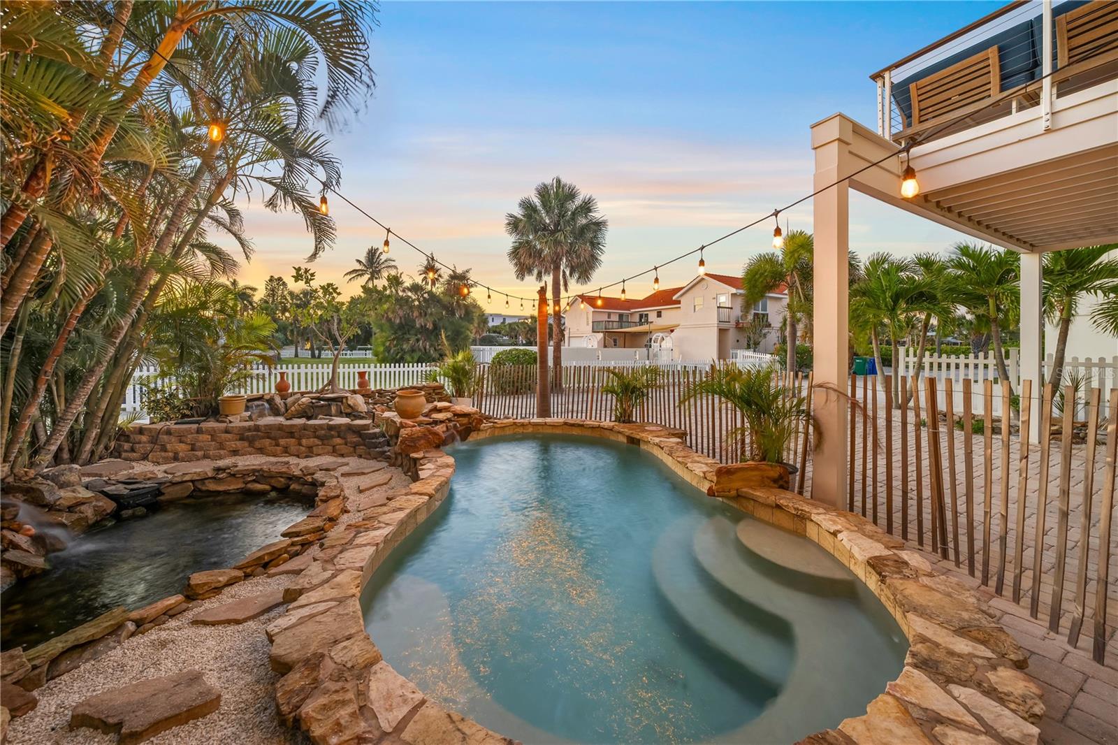 791 BROADWAY ST, LONGBOAT KEY, FL, 34228