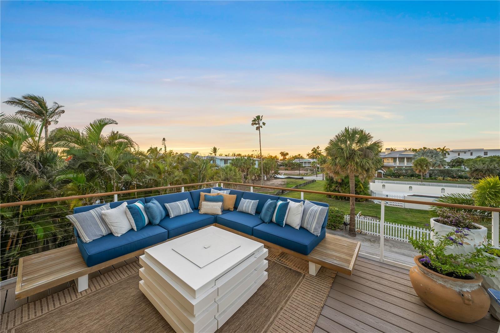 791 BROADWAY ST, LONGBOAT KEY, FL, 34228