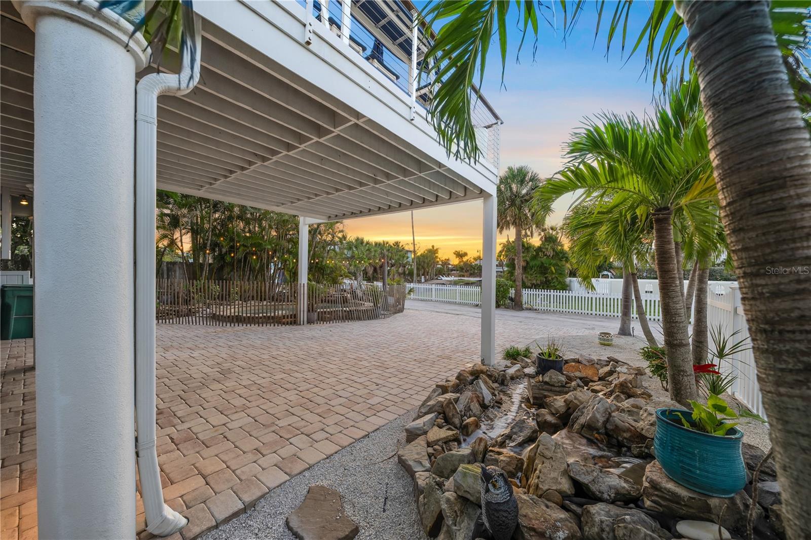 791 BROADWAY ST, LONGBOAT KEY, FL, 34228
