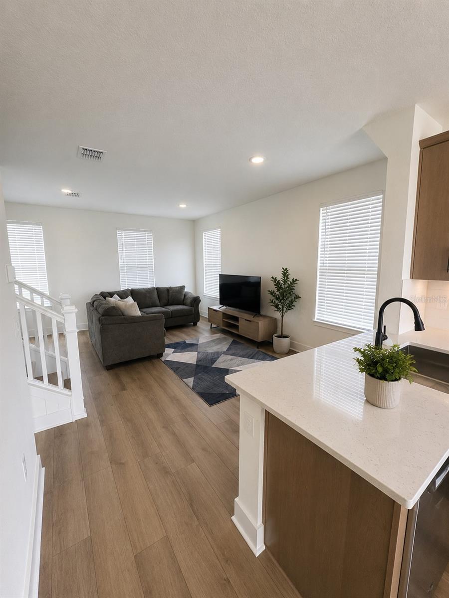 15064 GROVE LAKE DR, WINTER GARDEN, FL, 34787