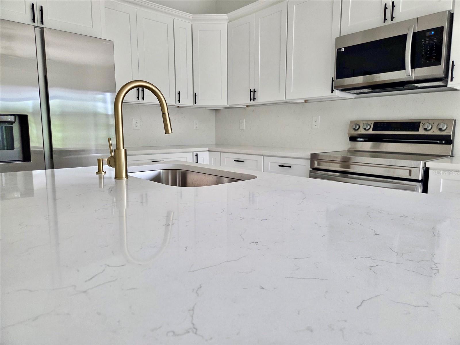 138 INGRAM BLVD, ROTONDA WEST, FL, 33947
