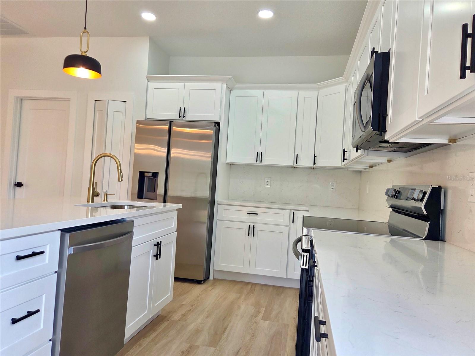 138 INGRAM BLVD, ROTONDA WEST, FL, 33947