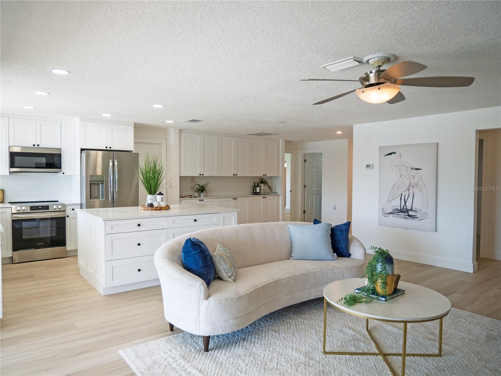 1880 TANGLEWOOD DR NE, ST PETERSBURG, FL, 33702
