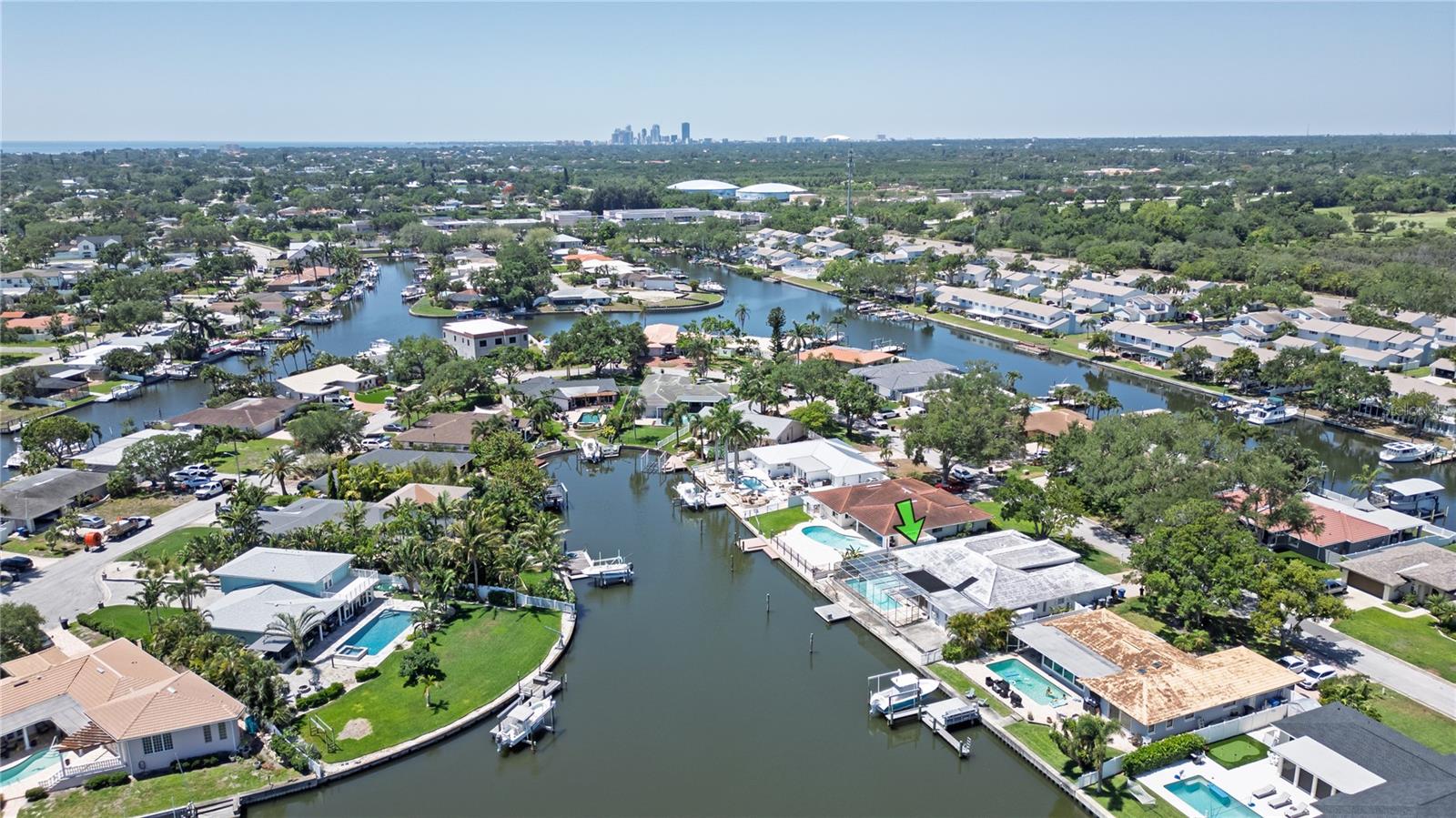 1880 TANGLEWOOD DR NE, ST PETERSBURG, FL, 33702