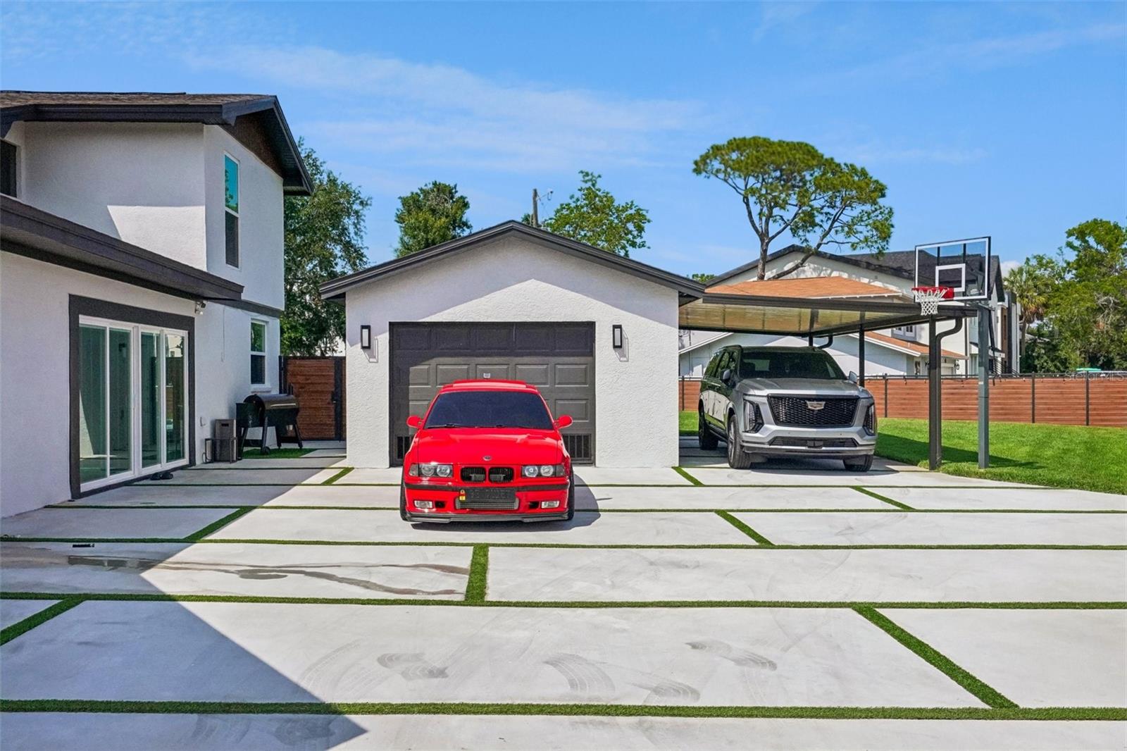 5201 HUNTINGTON ST NE, ST PETERSBURG, FL, 33703