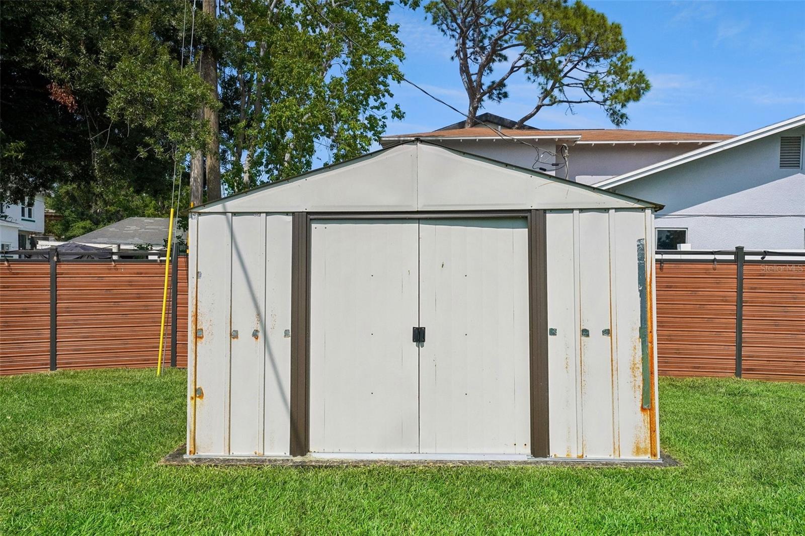5201 HUNTINGTON ST NE, ST PETERSBURG, FL, 33703