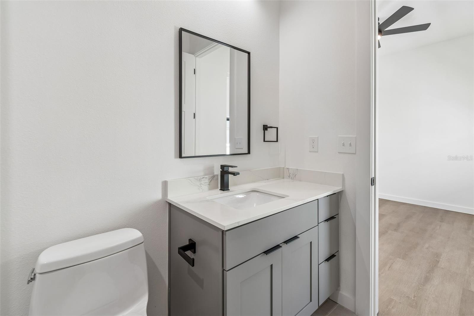 1218 E KAY ST #14, TAMPA, FL, 33602