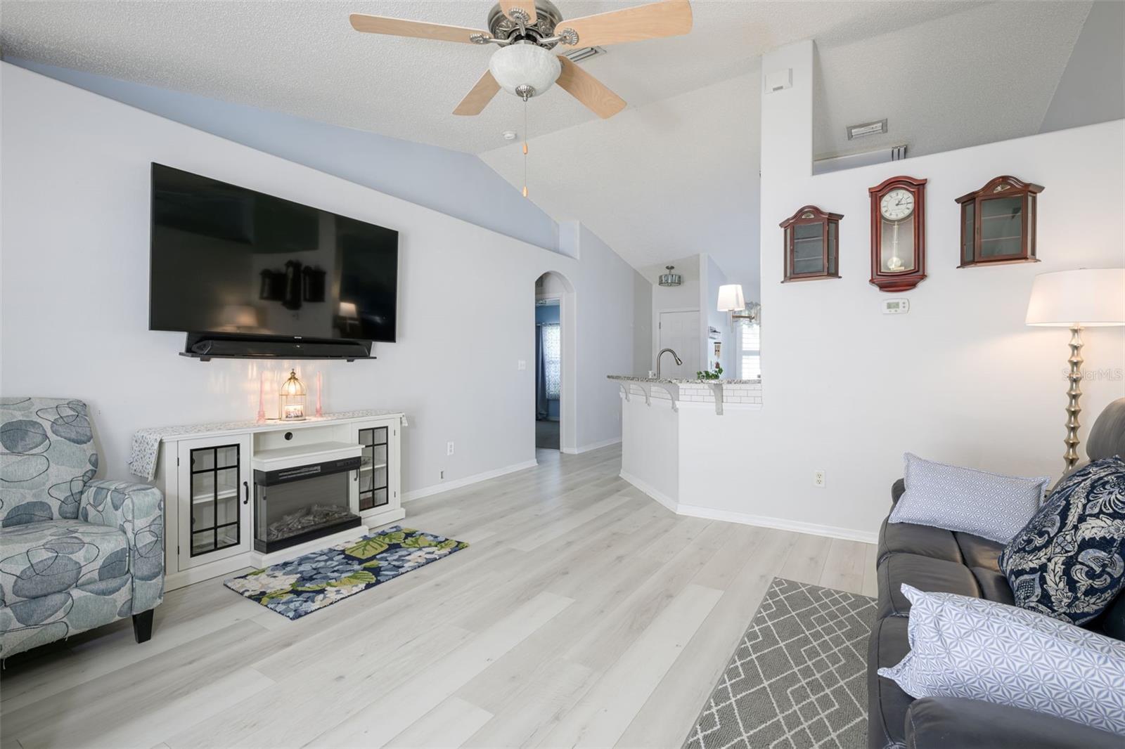 18 PHOENIX LN, PALM COAST, FL, 32164