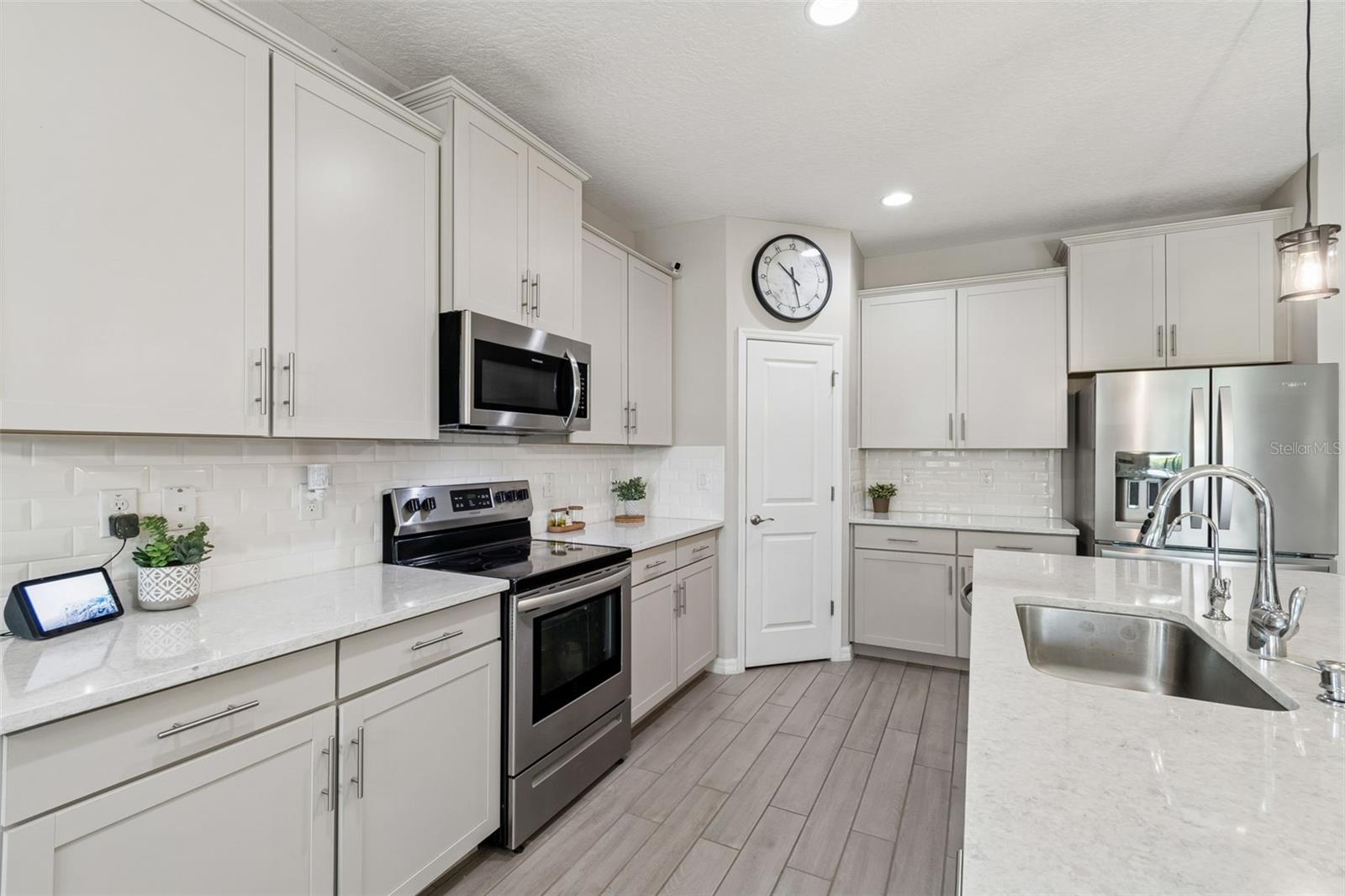 12507 CANDLEBERRY CIR, TAMPA, FL, 33635