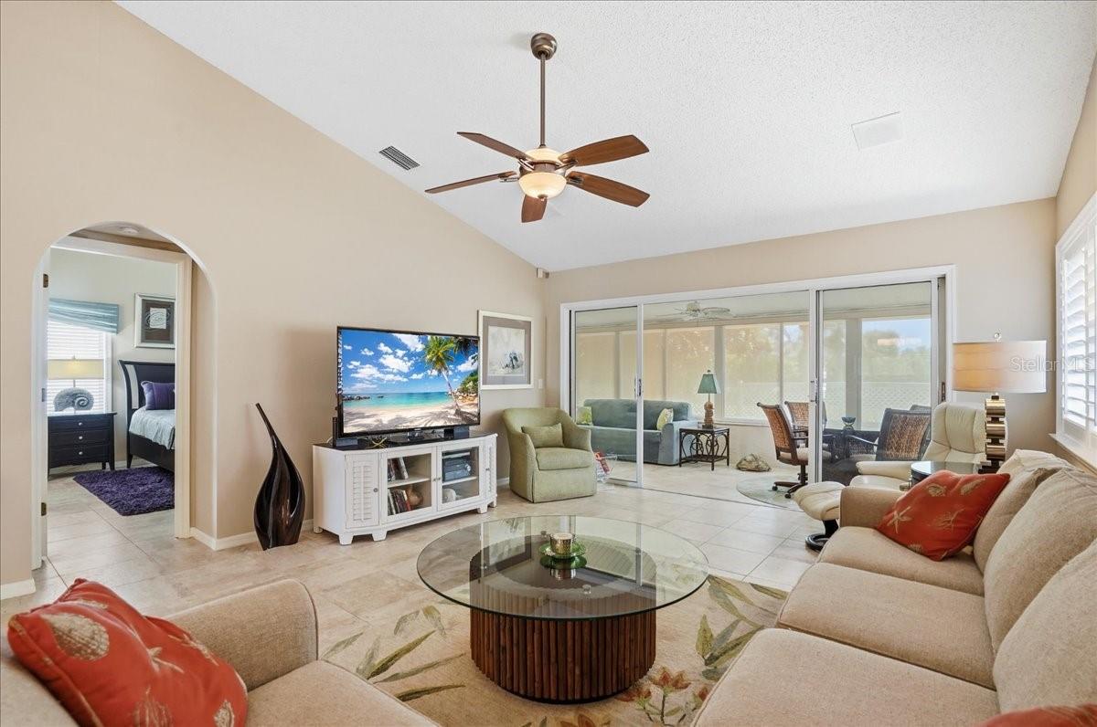 4904 61ST AVENUE TER W, BRADENTON, FL, 34210