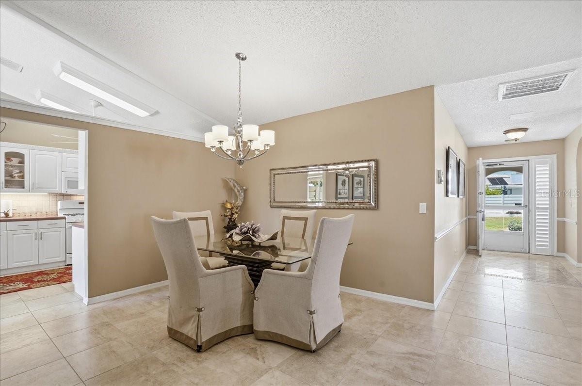 4904 61ST AVENUE TER W, BRADENTON, FL, 34210