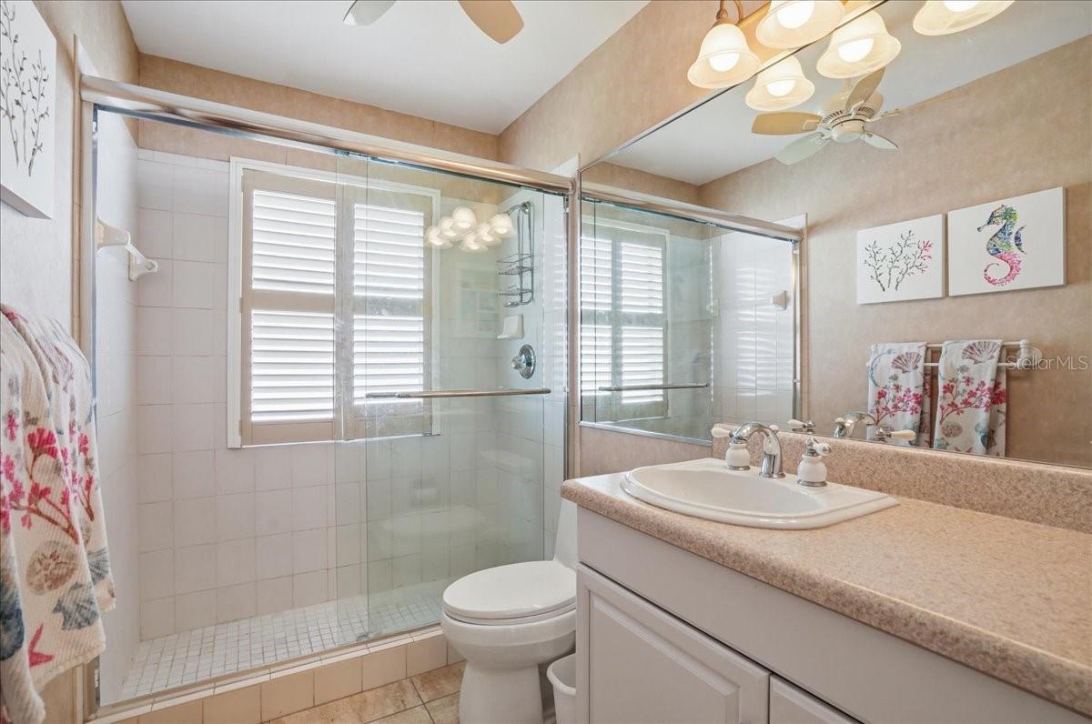 4904 61ST AVENUE TER W, BRADENTON, FL, 34210